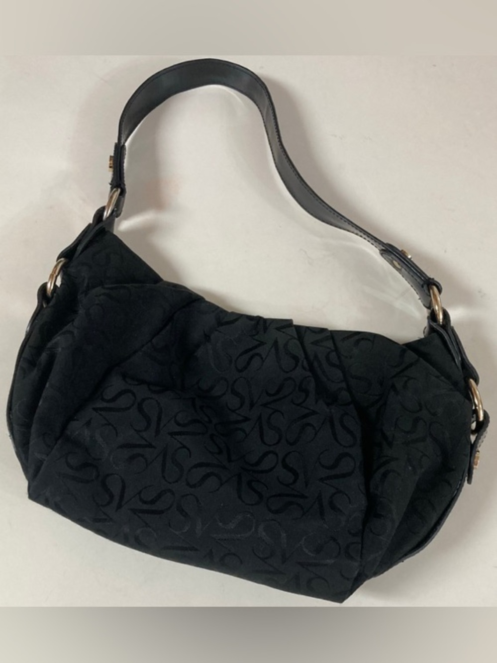 Vera Wang Nylon Black Bag